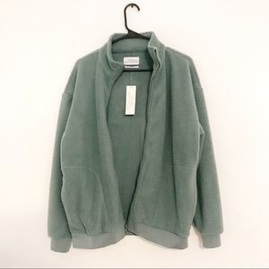 URBAN OUTFITTERS fleece jacket